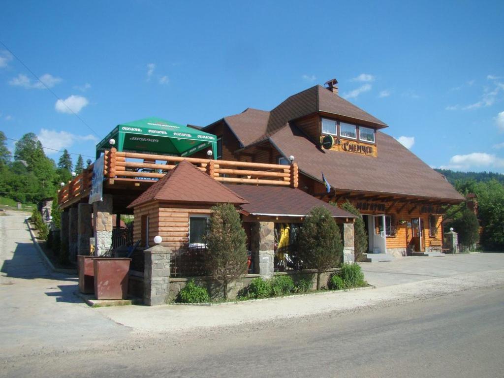 Smerichka Hotel Slavske Exterior photo