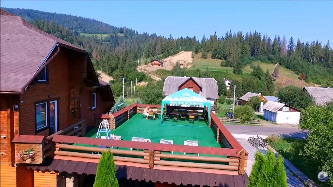 Smerichka Hotel Slavske Exterior photo